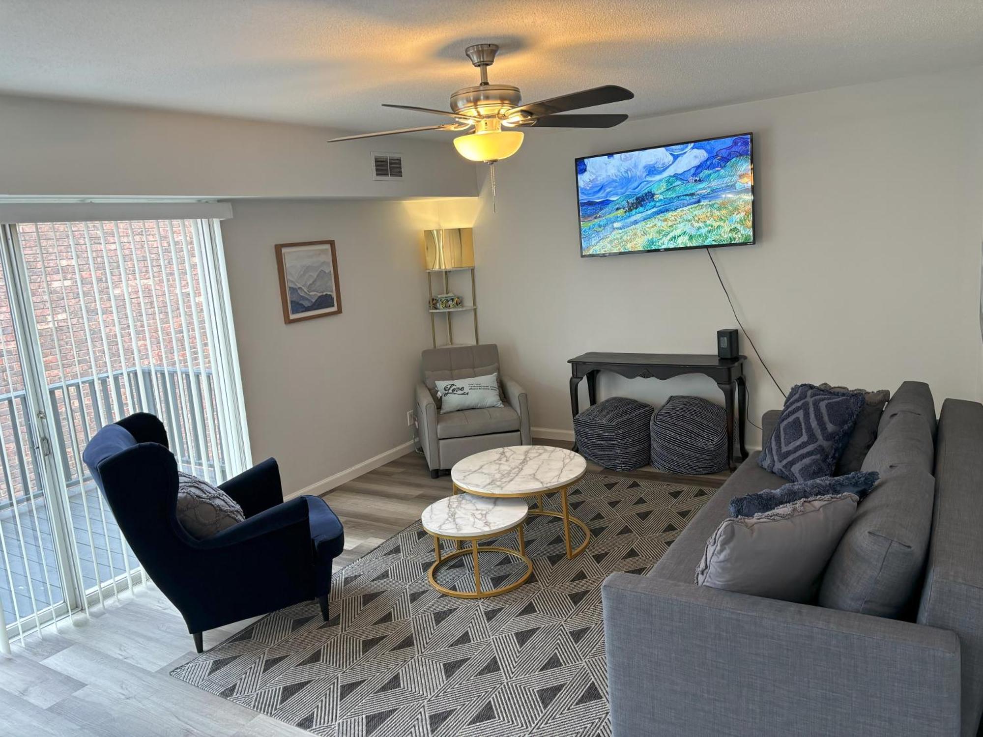 Peaceful Park 2 Bedroom Remodeled Family Suite Granite City 外观 照片