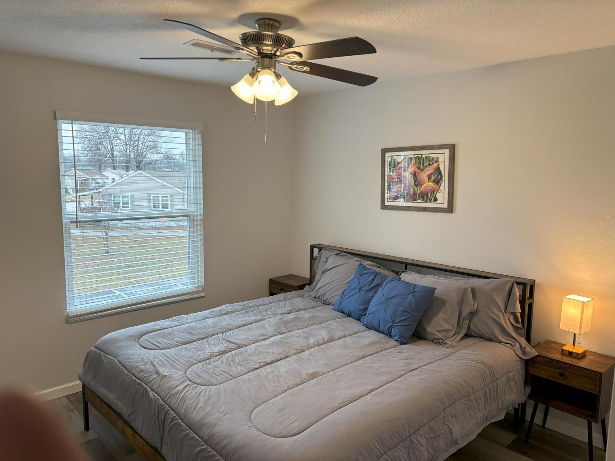Peaceful Park 2 Bedroom Remodeled Family Suite Granite City 外观 照片